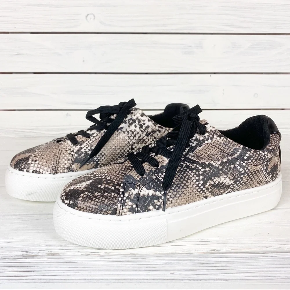 NEW Qupid Faux Snakeskin Chunky Platform Sneakers 8.5